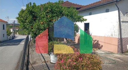 Residential - Single Family Home - T3 - São Miguel do Outeiro e Sabugosa, Tondela - PT