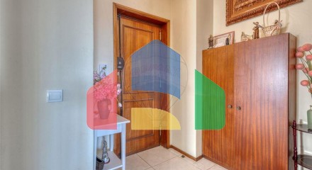 Residential - Condo/Apartment - T3 - São Mamede de Infesta e Senhora da Hora, Matosinhos - PT