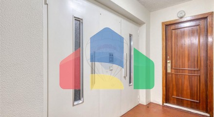Residential - Condo/Apartment - T3 - São Mamede de Infesta e Senhora da Hora, Matosinhos - PT