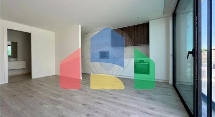 Residential - Condo/Apartment - São Mamede de Infesta e Senhora da Hora, Matosinhos - PT