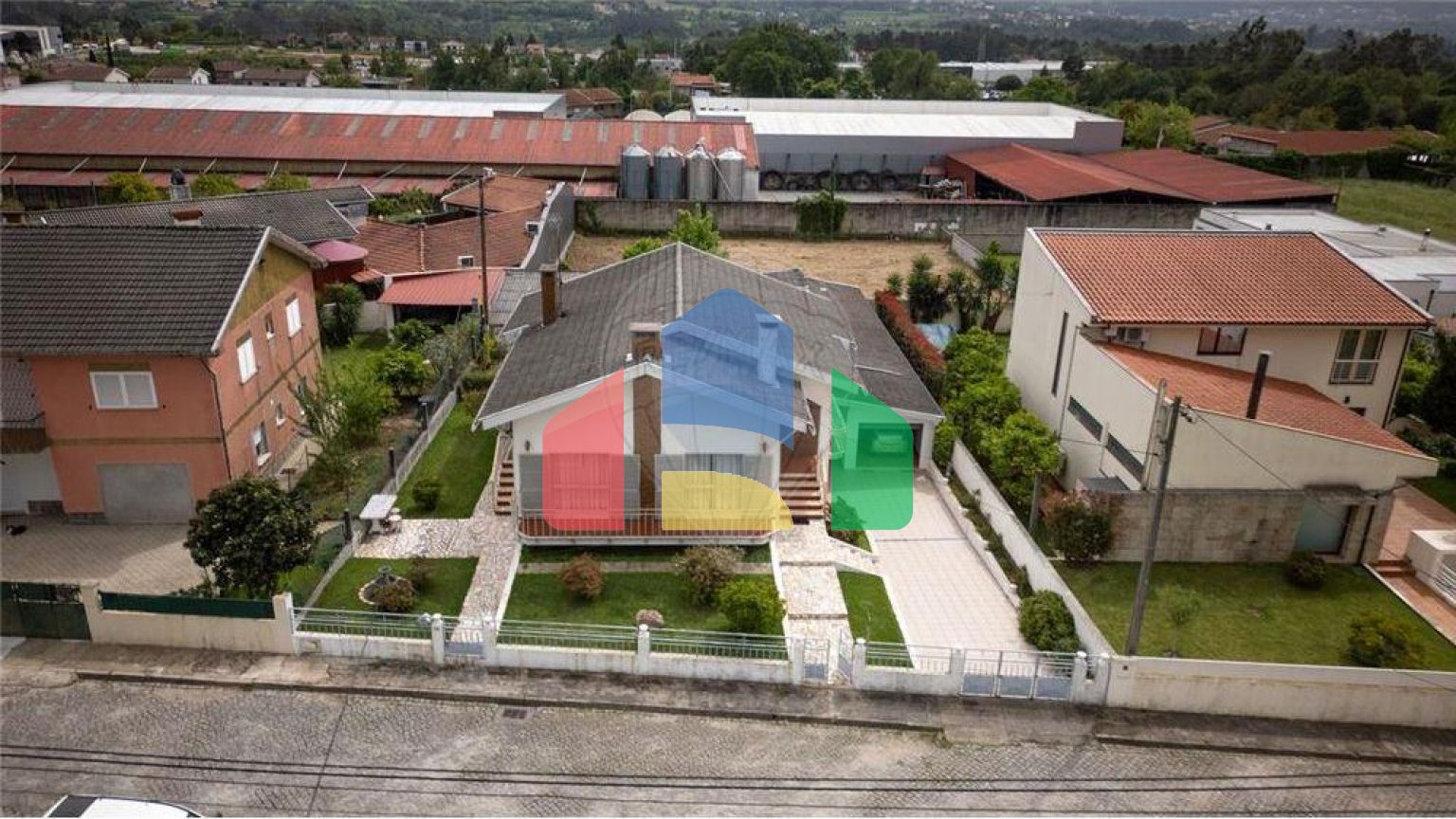 Residential - Single Family Home - T4 - Amares e Figueiredo, Amares - PT