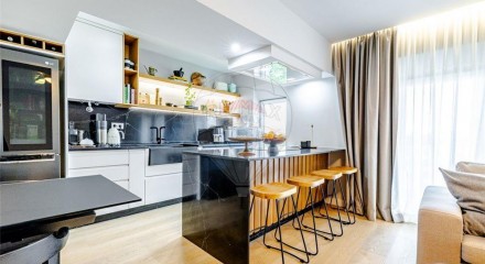 Residential - Condo/Apartment - T3 - Carnide, Lisbon - PT