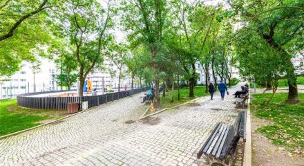 Residential - Condo/Apartment - T3 - Carnide, Lisbon - PT