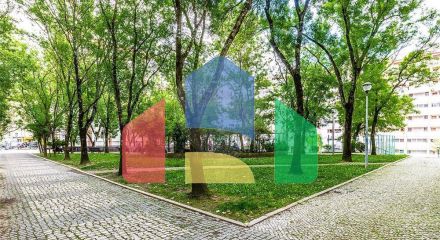 Residential - Condo/Apartment - T3 - Carnide, Lisbon - PT