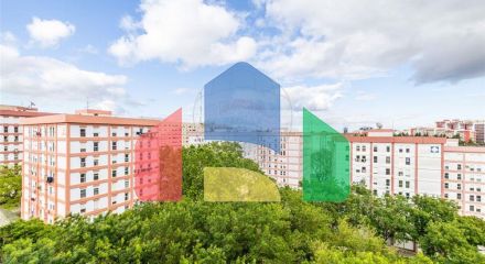 Residential - Condo/Apartment - T3 - Carnide, Lisbon - PT