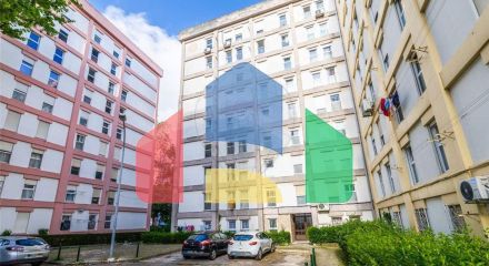 Residential - Condo/Apartment - T3 - Carnide, Lisbon - PT