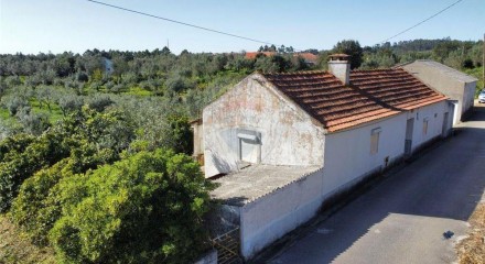 Residential - Single Family Home - T4 - Igreja Nova do Sobral, Ferreira do Zezere - PT