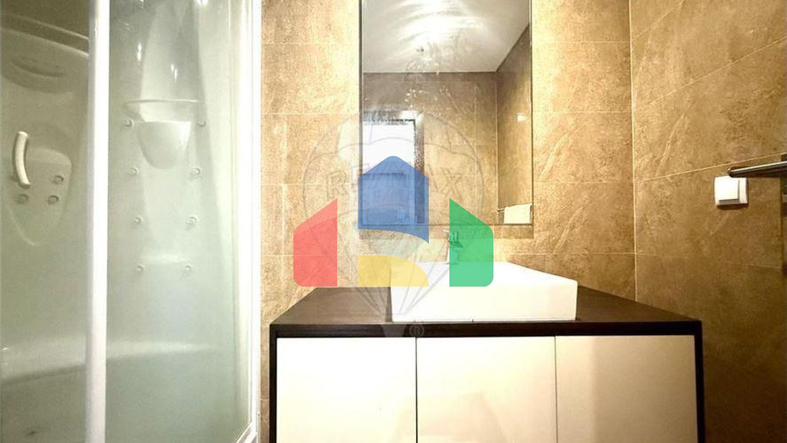 Residential - Condo/Apartment - T5 - Sao Joao Baptista, Entroncamento - PT