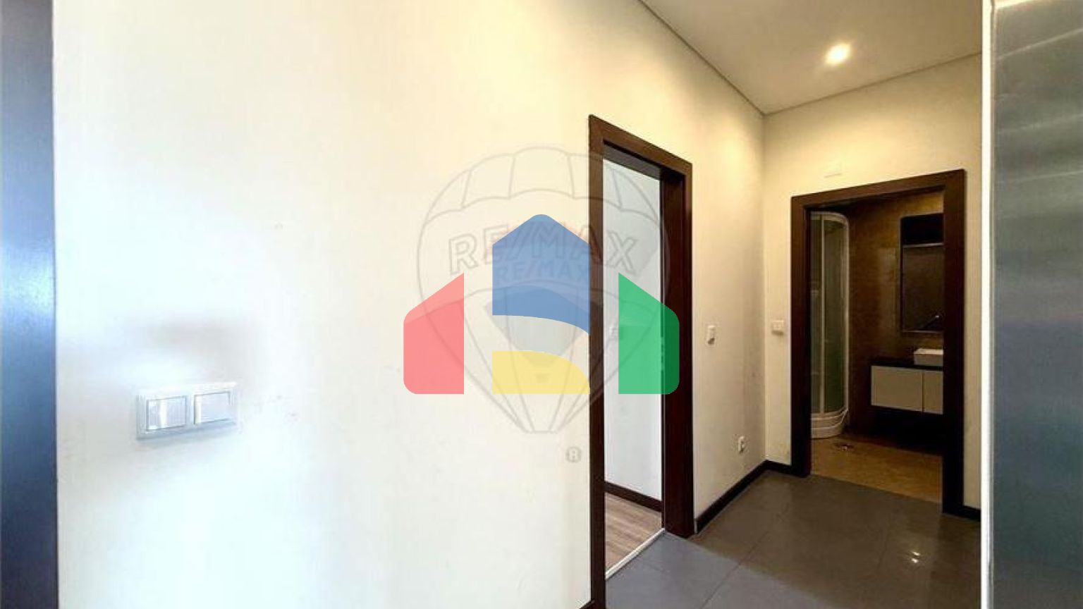 Residential - Condo/Apartment - T5 - Sao Joao Baptista, Entroncamento - PT