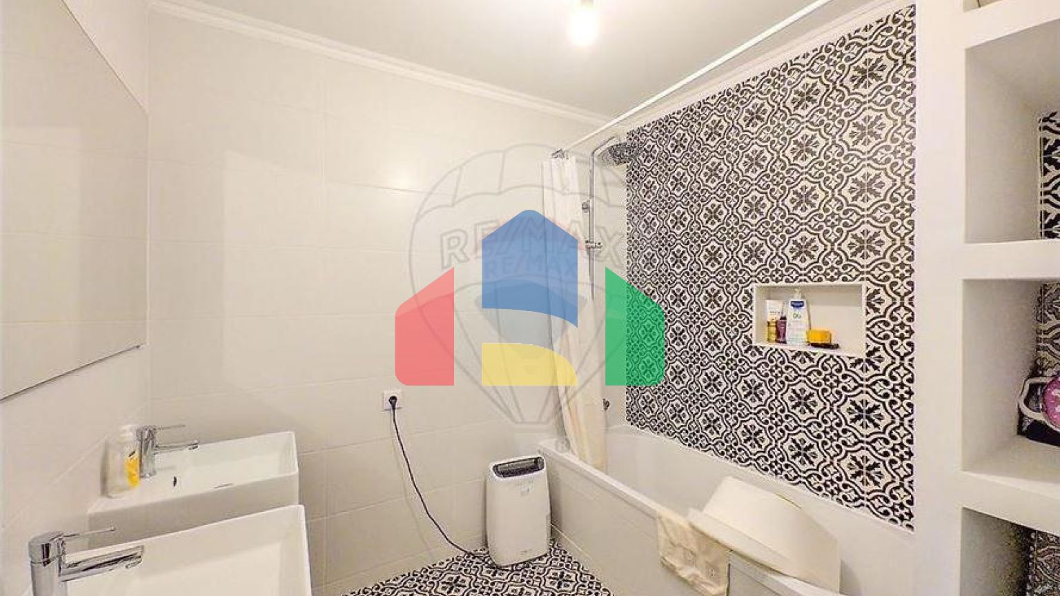 Residential - Single Family Home - T3 - Conceição e Estoi, Faro - PT