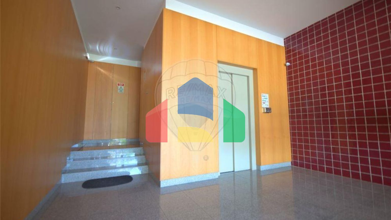 Residential - Condo/Apartment - T3 - Pinhal Novo, Palmela - PT