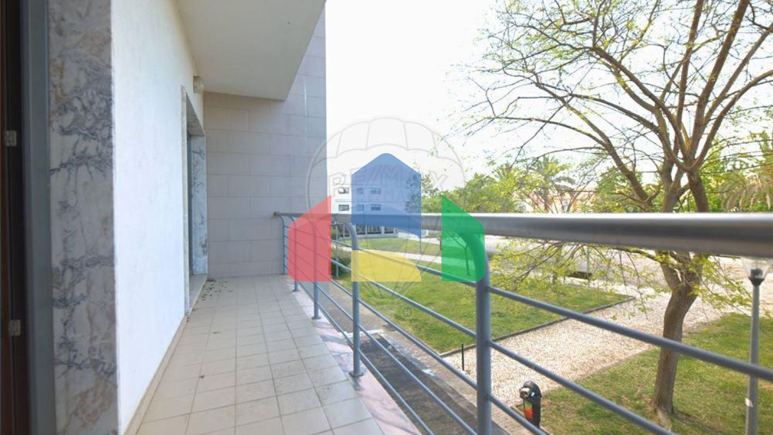 Residential - Condo/Apartment - T3 - Pinhal Novo, Palmela - PT