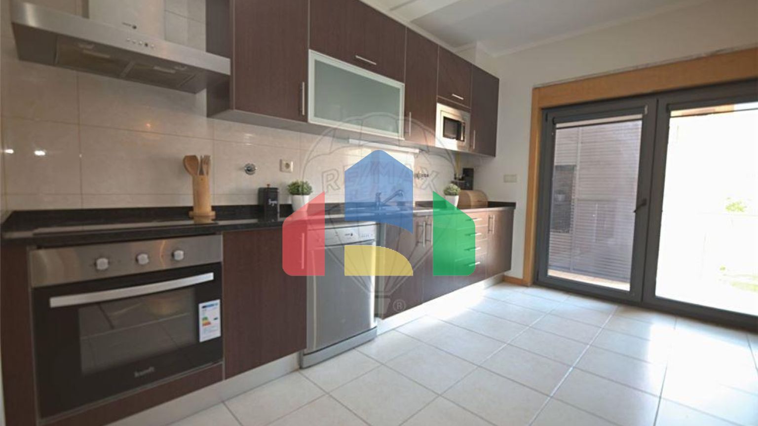 Residential - Condo/Apartment - T3 - Pinhal Novo, Palmela - PT