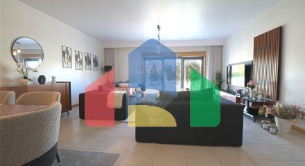Residential - Condo/Apartment - T3 - Pinhal Novo, Palmela - PT