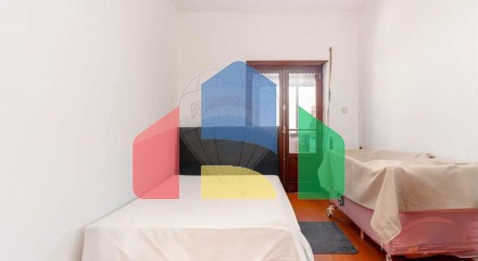 Residential - Condo/Apartment - T2 - Baixa da Banheira e Vale da Amoreira, Moita - PT