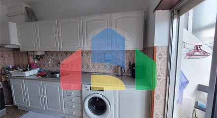 Residential - Condo/Apartment - T2 - Baixa da Banheira e Vale da Amoreira, Moita - PT
