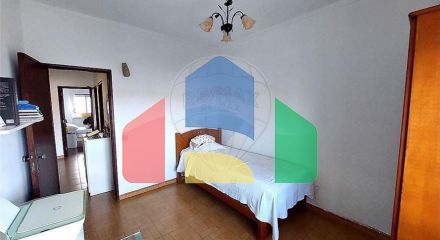 Residential - Condo/Apartment - T2 - Baixa da Banheira e Vale da Amoreira, Moita - PT
