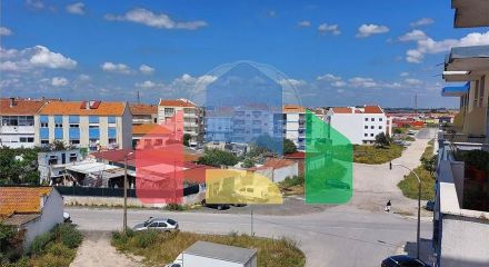 Residential - Condo/Apartment - T2 - Baixa da Banheira e Vale da Amoreira, Moita - PT