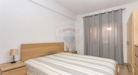Residential - Condo/Apartment - T2 - Baixa da Banheira e Vale da Amoreira, Moita - PT