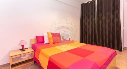 Residential - Condo/Apartment - T2 - Baixa da Banheira e Vale da Amoreira, Moita - PT