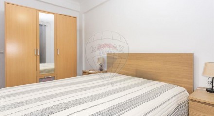 Residential - Condo/Apartment - T2 - Baixa da Banheira e Vale da Amoreira, Moita - PT