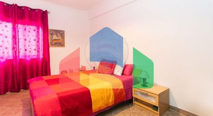 Residential - Condo/Apartment - T2 - Baixa da Banheira e Vale da Amoreira, Moita - PT