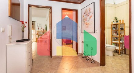 Residential - Condo/Apartment - T2 - Baixa da Banheira e Vale da Amoreira, Moita - PT