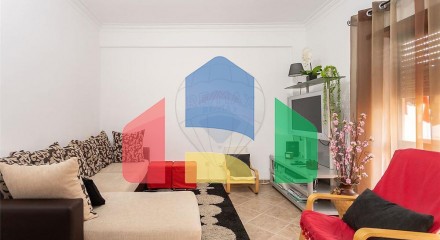 Residential - Condo/Apartment - T2 - Baixa da Banheira e Vale da Amoreira, Moita - PT