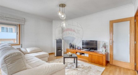 Residential - Condo/Apartment - T3 - Gandra, Paredes - PT