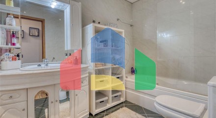 Residential - Condo/Apartment - T3 - Gandra, Paredes - PT