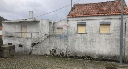 Residential - Single Family Home - T2 - Alvendre, Guarda - PT
