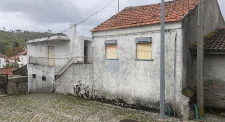 Residential - Single Family Home - T2 - Alvendre, Guarda - PT