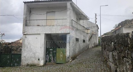 Residential - Single Family Home - T2 - Alvendre, Guarda - PT