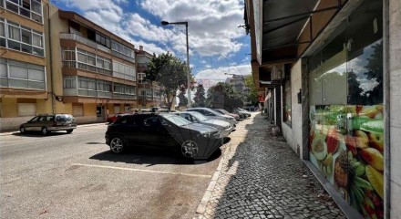 Commercial - Commercial/Retail - Póvoa de Santa Iria e Forte da Casa, Vila Franca de Xira - PT