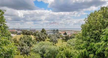 Residential - Condo/Apartment - T2 - Póvoa de Santa Iria e Forte da Casa, Vila Franca de Xira - PT