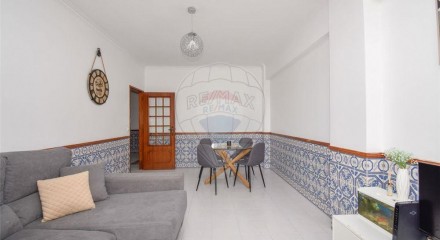 Residential - Condo/Apartment - T2 - Póvoa de Santa Iria e Forte da Casa, Vila Franca de Xira - PT