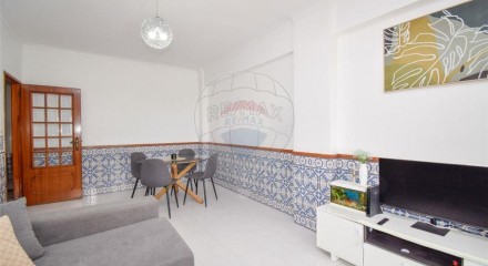 Residential - Condo/Apartment - T2 - Póvoa de Santa Iria e Forte da Casa, Vila Franca de Xira - PT