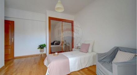 Residential - Condo/Apartment - T3 - Póvoa de Santa Iria e Forte da Casa, Vila Franca de Xira - PT