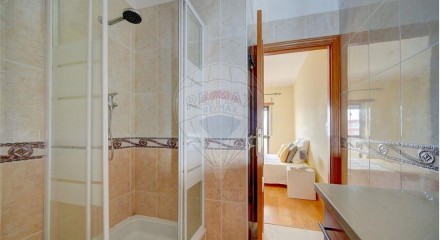 Residential - Condo/Apartment - T3 - Póvoa de Santa Iria e Forte da Casa, Vila Franca de Xira - PT