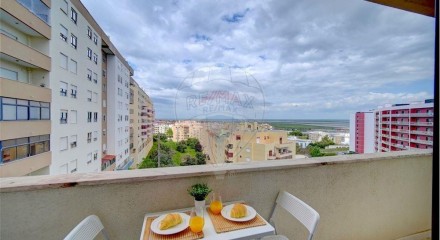 Residential - Condo/Apartment - T3 - Póvoa de Santa Iria e Forte da Casa, Vila Franca de Xira - PT