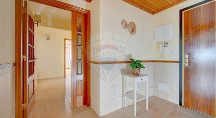 Residential - Condo/Apartment - T3 - Póvoa de Santa Iria e Forte da Casa, Vila Franca de Xira - PT
