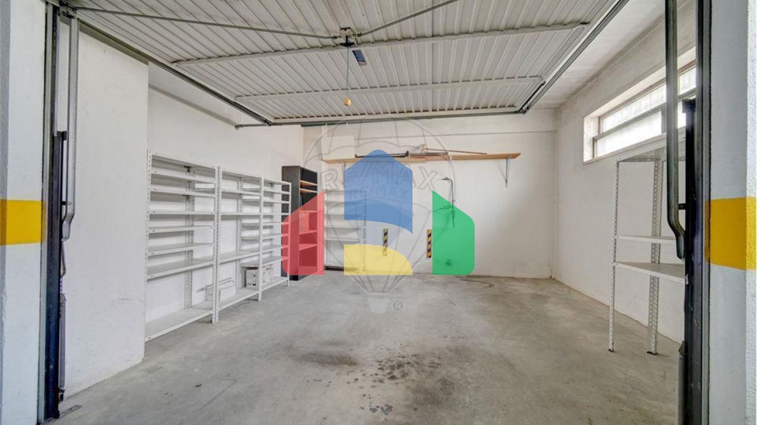 Residential - Condo/Apartment - T3 - Póvoa de Santa Iria e Forte da Casa, Vila Franca de Xira - PT