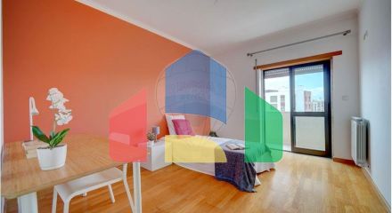 Residential - Condo/Apartment - T3 - Póvoa de Santa Iria e Forte da Casa, Vila Franca de Xira - PT