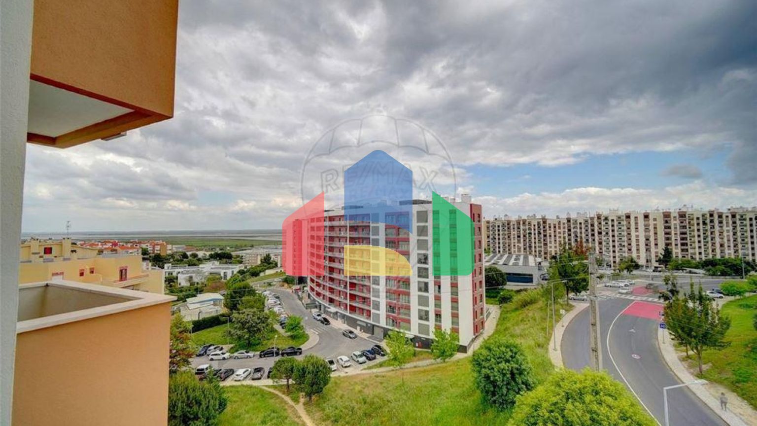 Residential - Condo/Apartment - T3 - Póvoa de Santa Iria e Forte da Casa, Vila Franca de Xira - PT