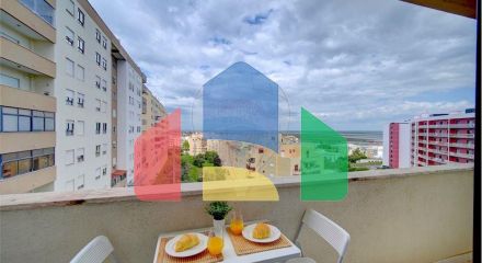 Residential - Condo/Apartment - T3 - Póvoa de Santa Iria e Forte da Casa, Vila Franca de Xira - PT