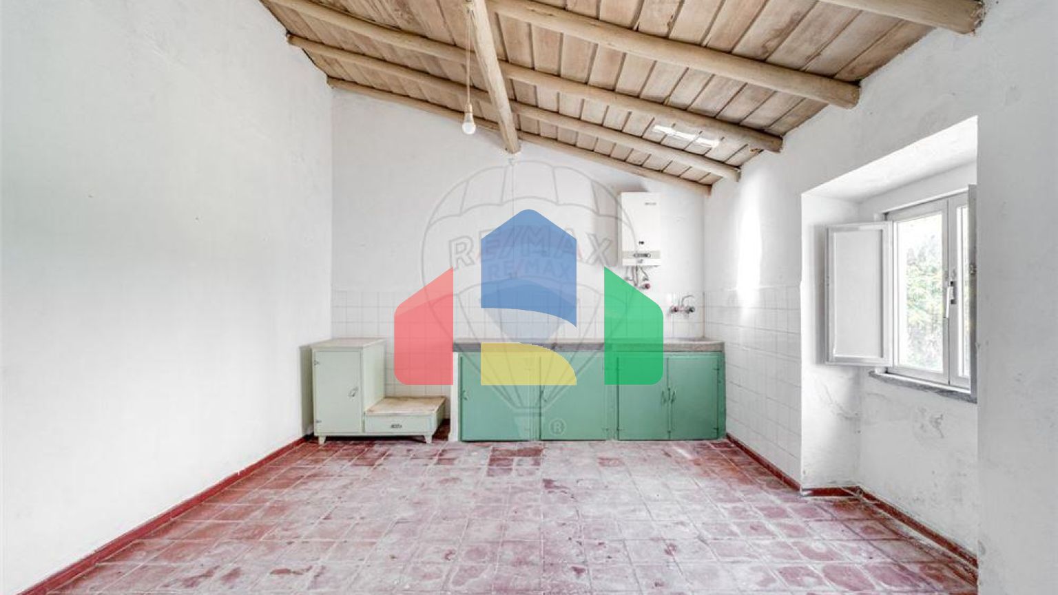 Residential - Single Family Home - T4 - Santa Vitória e Mombeja, Beja - PT