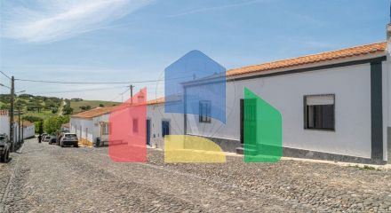 Residential - Single Family Home - T4 - Santa Vitória e Mombeja, Beja - PT