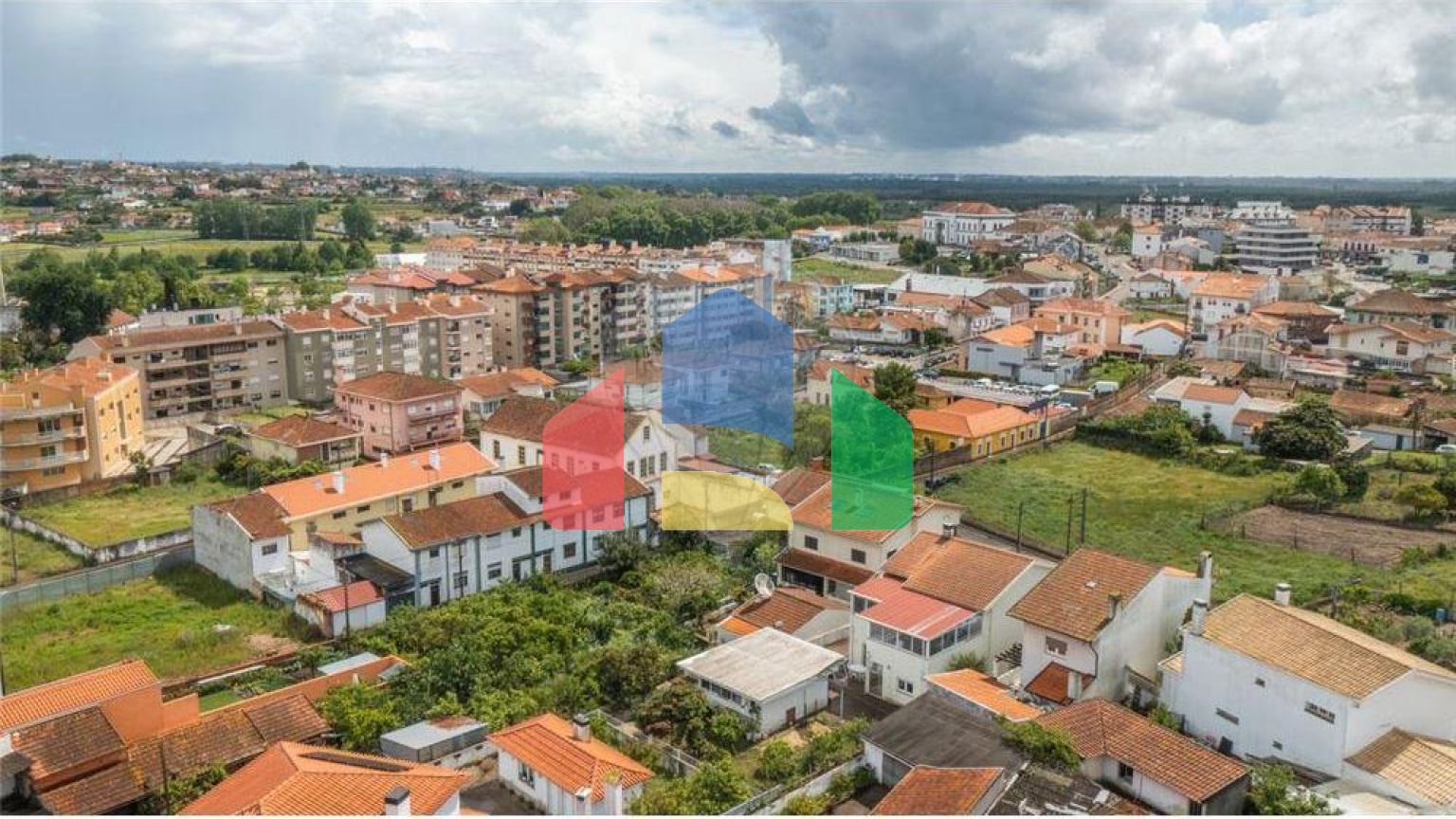 Residential - Single Family Home - T3 - Beduído e Veiros, Estarreja - PT