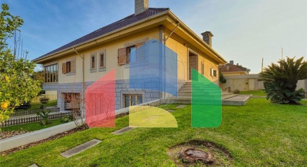 Residential - Single Family Home - T5 - Grijó e Sermonde, Vila Nova de Gaia - PT
