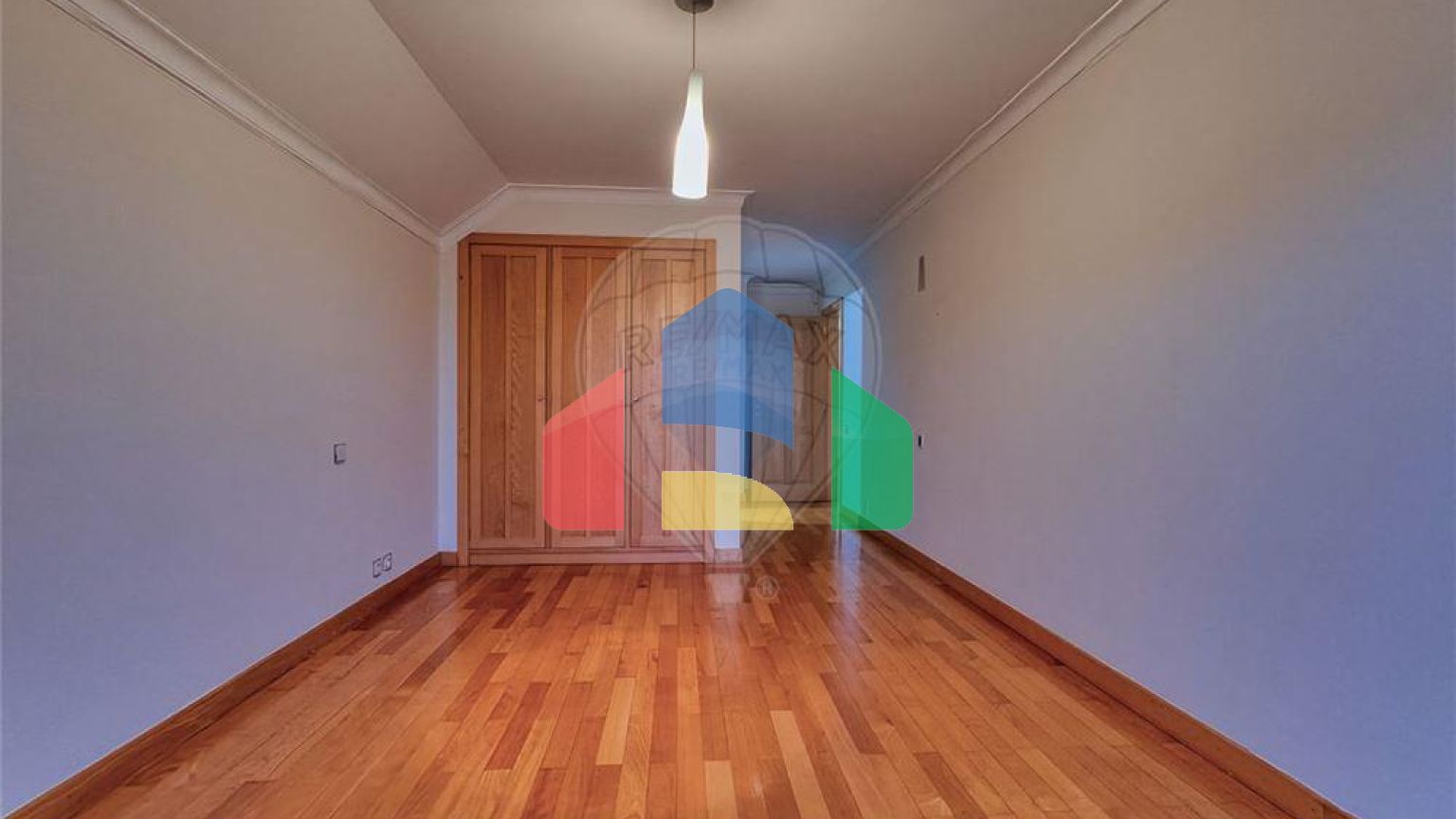 Residential - Single Family Home - T5 - Grijó e Sermonde, Vila Nova de Gaia - PT